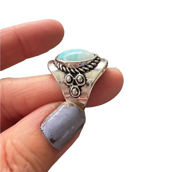 Vintage Look Silver and Sky Blue with White Center - Picture 6 of 6